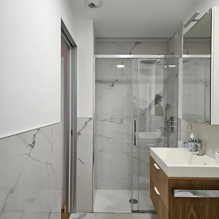 شقة 3-bedroom - Sleeps 7 - With Gym *